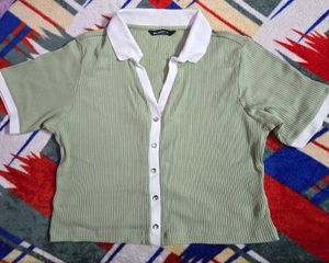 Cute Green Button-Up Korean Top