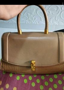 Elegant handbag