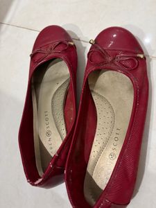 Red Ballerina’s