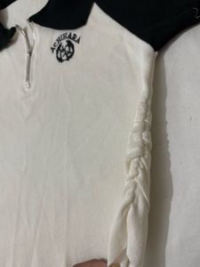 Chic Black &amp; White Collared Top