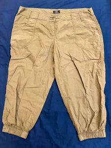 Olive Cargo Capris