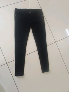 Ladies Black Jeans Size 34