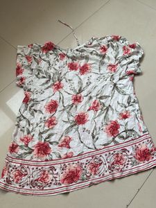 Floral Print V-Neck Blouse