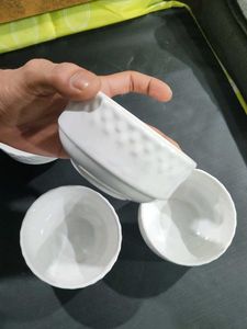 Set of 4 White Ceramic Serving Bowls