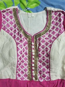Beautiful Embroidered Kurta and duppata