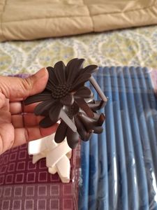 Absolutely beautiful hair accessories