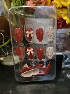 Chic False Nails - Maroon Bow Design