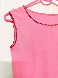 pinteresty Cute Pink Sleeveless fitted Top🩷