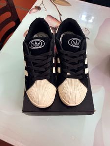 Adidas Superstar Sneakers