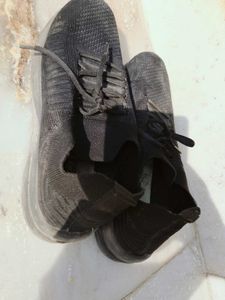 women's Black Athletic Shoes