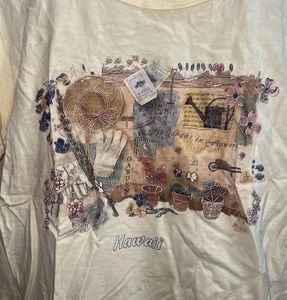 Hawaii Garden Graphic T-Shirt