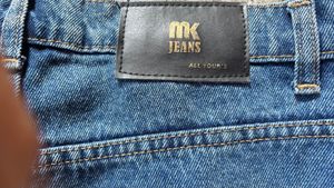 straight fitted dark blue jean