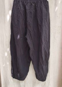 I. Dark Grey Pleated Cropped Pants