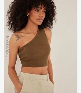 NA-KD One Shoulder Ribbed Crop Top
