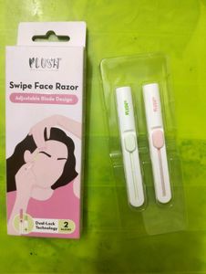 Plush Swipe Face Razor Set