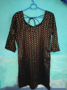 Women stitch kurti