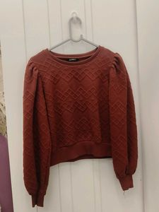 sweatshirt