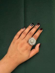 Stunning Crystal Rose Ring
