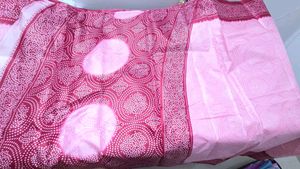 Elegant Pink Georgette Saree with Maroon Bandhani