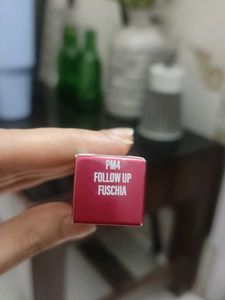 9 to 5 HYA MATTE Lipstick PM4 Follow Up Fuschia