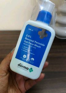 The Derma Co Benzoyl Peroxide Face Wash