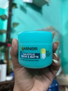 Garnier salicylic fresh &amp; matte