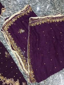 Embroidered kurta set