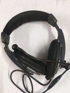 Wired Headphones &amp; Earbud Set