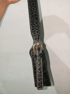 Shein Black Baguette
