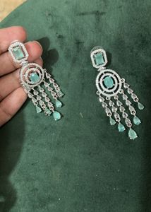 Stunning Emerald &amp; Diamond Dangle Earrings