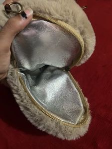 Cute Bunny🐰 Plush Clutch Bag❤️