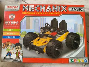 Mechanix Zephyr Retail Pvt Ltd Metal - Basic Set