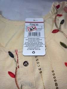 Elegant Cream Kurta with Sequins