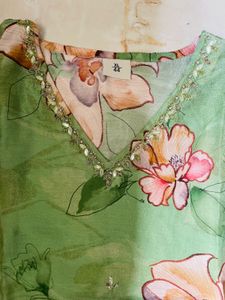 Beautiful Green Floral Kurta Set