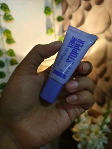 Maybelline Shine Stopper Primer