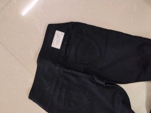 Black strechable jeans/jegging