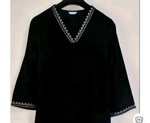 Elegant Black Kurta with White Embroidery