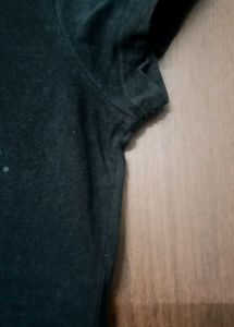 Black Daisy "He Loves Me" T-Shirt