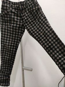 Check Pant.. 36-38 Size