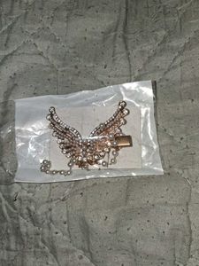 combo of earring and Hair clip..!!💗