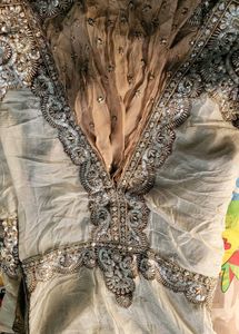 saree with blouse and peticot