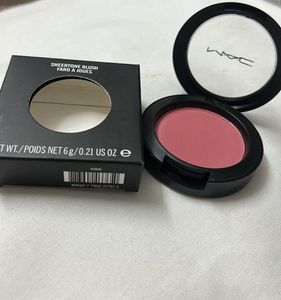 MAC Blush Pinch me