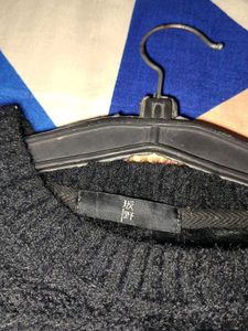women krew neck drop shoulder sweater
