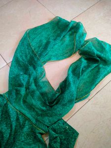 90'sEmerald Green Top with inbuild Scarf🌴🦆🍈🍾🧋