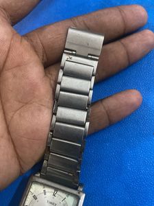 Classic Silver Square Watch