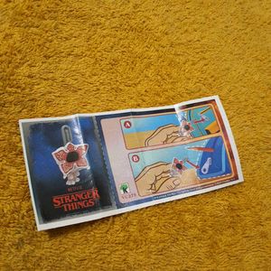 STRANGER THINGS × KINDER JOY — ZIPPER DEMOGORGON