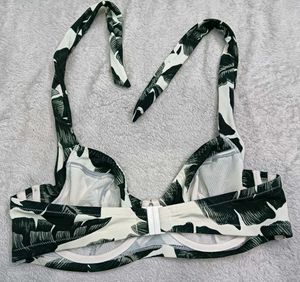 Tropical Leaf 🇲🇾Print Bikini Top