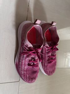 Red Tap Running Shoes