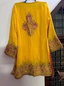 Stunning Pink &amp; Gold Embroidered Lehenga Choli