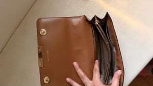 Michael kors bag